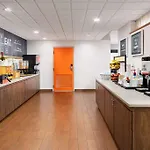 Hampton Inn Naples-Central 